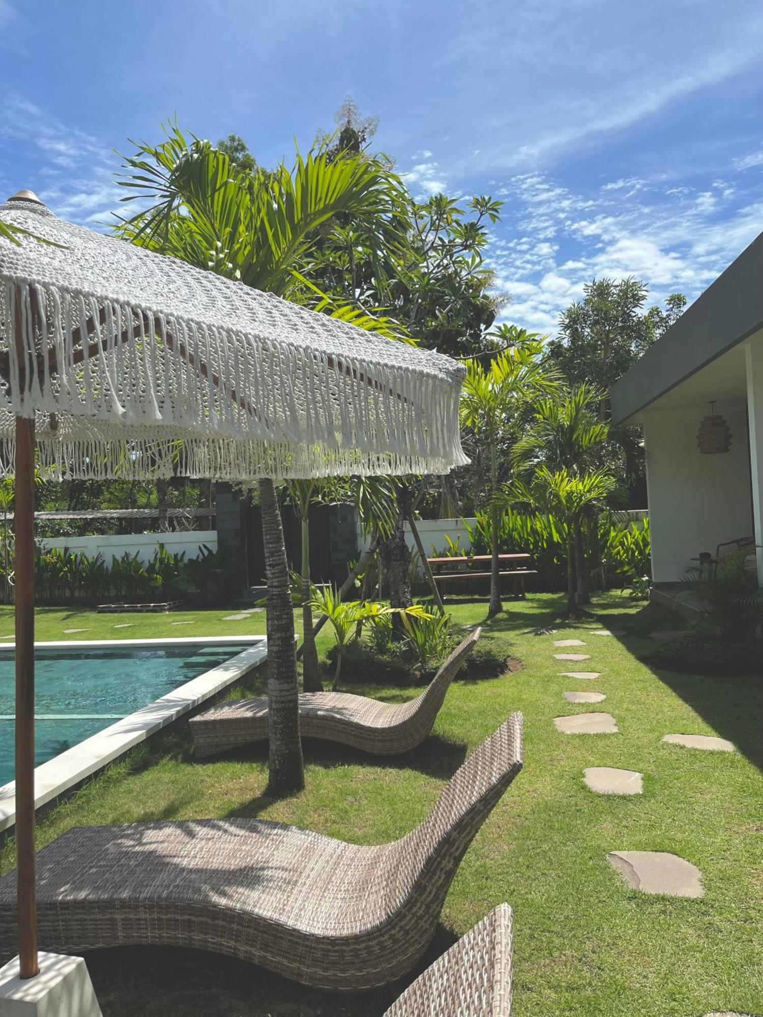Tropical Almond Villa 乌鲁瓦图 外观 照片